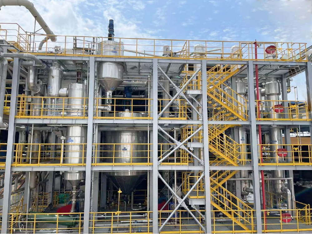 新加坡B公司危固废处置行业氯化钠、氯化钾废水三效蒸发结晶系统